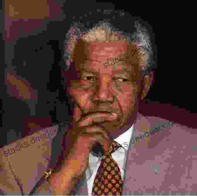 Nelson Mandela, A Revered Leader Who Dedicated His Life To Ending Apartheid And Promoting Reconciliation In South Africa Amazing Leaders: B2 (Collins Amazing People ELT Readers)